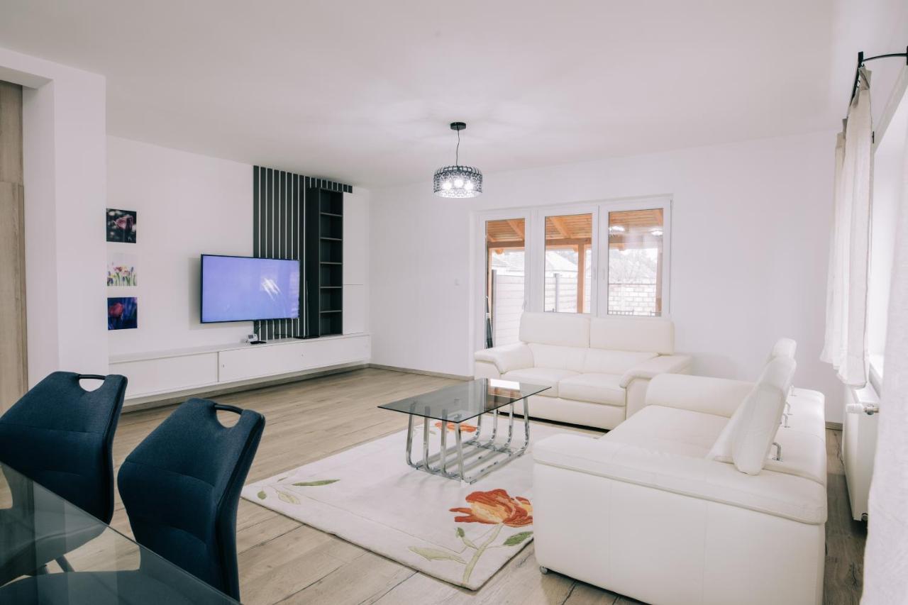 Tulip Guest House I. Палич Экстерьер фото